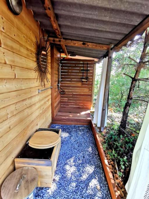 Cabanon Dans Un Ecrin De Verdure 卡连 外观 照片